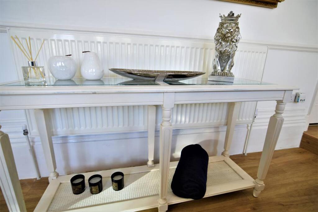 Flash Sales Offer - Any Week Day No Minimum Night Restrictions Central Hove 1 Bedroom Flat Bn38Bru02 Luaran gambar